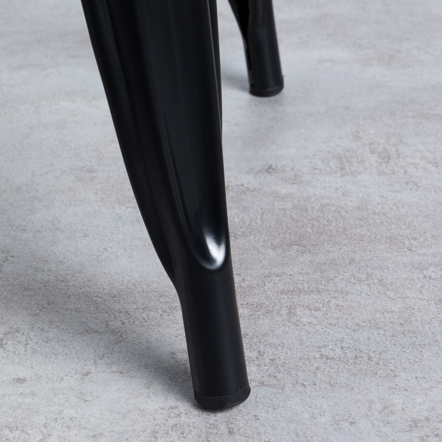 Stuhl Industrial - Powdercoating Black - - themasie.com