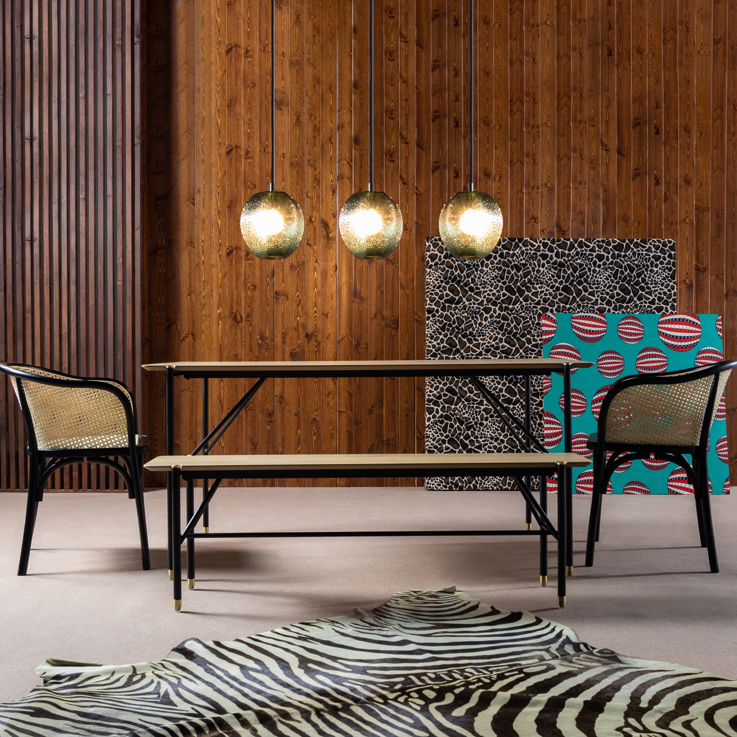 Bank aus Holz und Metall Hule - themasie.com